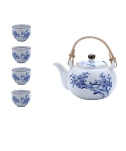 Japanisches Porzellan Teeservice Set Mit Blauem Blumen-Design Teekanne Und 4 Teetassen Für Tee-Liebhaber In der"path "RO
