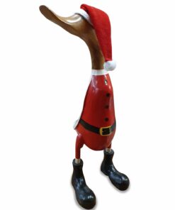 Kinaree Handgefertigte Weihnachtsente aus Bambus & Suar Holz – Dekofigur im Santa Look – originelle Geschenkidee