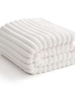 WAVVE Weiche Flanell Wohndecke 150 x 200 cm, Flauschig Fleecedecke für Zimmer Deko und Sofaüberwurf, Wollweiß