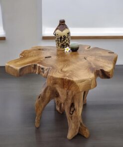 Kinaree massive Teak Couchtisch ALOR Setar - rustikal gestaltet - Ø 65-70cm - Highlight Holzqualität und Naturlichkeit