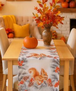 KAMACA Hochwertiger Tischläufer dekorativ für Herbstdeko (Eichhörnchen mit Nuss) 40x140 cm maschinenwaschbar strapazierf