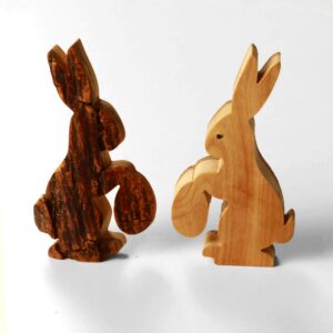 Geschenkartikel Olivenholz Osterdeko Osterhase mit Rinde 9 cm aus Bethlehem | Olivenholz Osterdeko Osterhase und Ei mit
