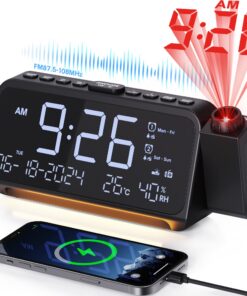 Mesqool Radiowecker mit 320° Projektor für Schlafzimmer, Doppelalarm USB/Type-C, Nachtlicht Snooze