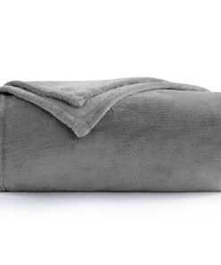 Aisbo Flauschig Warme Kuschldecke - Fleecedecke Hellgrau 150x200 cm Wohnzimmer Blanket für Winter OEKO-TEX