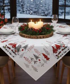 KAMACA Mitteldecke Winter- & Weihnachts-Tischdecke für Küche & Esszimmer fröhliches Wichtelmotiv robust (85x85 cm) Festl