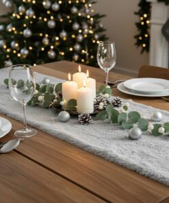 KAMACA Tischläufer 28×200 cm Flauschiges Kuschelfell für Winter und Weihnachten bei Esstisch, Sideboard und Couchtisch -