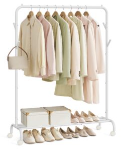 SONGMICS Rollenkleiderständer für Frauen, Hochglanzweiß, multifunktionale Aufbewahrung, 103,5 cm breit HSR131W01