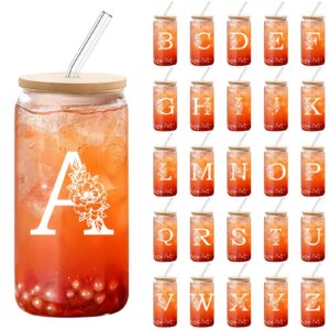 DETENE 550ml Buchstaben-Gläser mit Deckel und Strohhalm für Eiskaffee und Monogrammierte Initialen als Geschenke für Fra