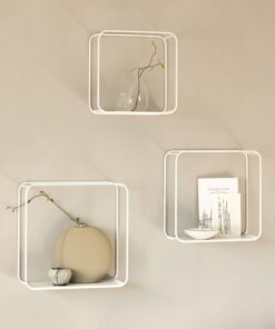 Kazai.® Weißes 3-Teiliges Hängeregal 'Noora' für Wohnbereiche | Wanddeko und Ablage funktional und elegantDesigned for q