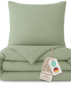 LAYNENBURG Premium Oeko-Tex Bettwäsche 135x200 cm & 80x80 cm - atmungsaktiv, bügelfrei, 3-lagiges Musselin (salbeigrün)