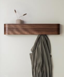 Kazai Wandgarderobe 'Toke' | Moderne Design mit verdeckten Wandhaken | Massiv Echtholz-Furnier Walnuss FSC-zertifiziert