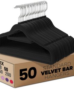 Utopia Home - Antirutsch-Kleiderbügel aus Samt - perfekt füranseßende Kleiderbügel für Jacken und Pullovers (Schwarz, 50