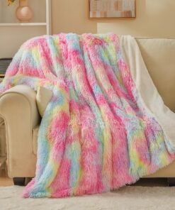 EMME Flauschige Felldecke, Regenbogen-Bunt Rosa, 130 x 150 cm - Super Weich & Warm für Sofa und Bett, OEKO-TEX Standard