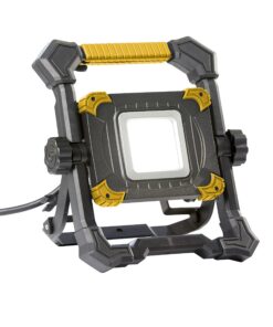 Northpoint LED Baustrahler für Profis 50W 5000K tageslichtweiß stufenlos dimmbar 3m Kabel integrierte Steckdose | North