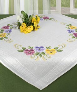 KAMACA Stickpackung Tischdecke zum Selbersticken inkl. Stickgarn und Anleitung für Erwachsene (80x80 cm Blumen) KAMACA